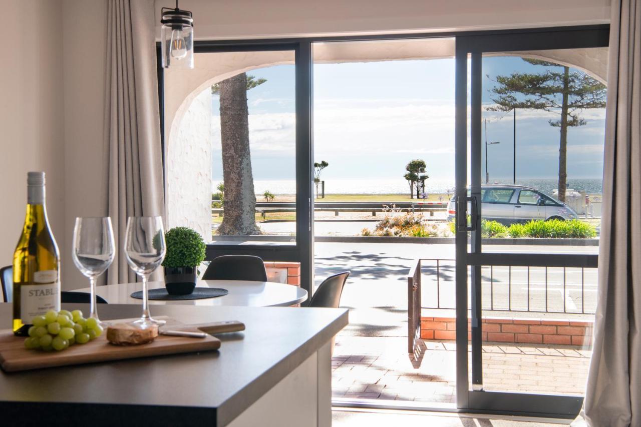 Seaview - Napier Holiday Home Экстерьер фото